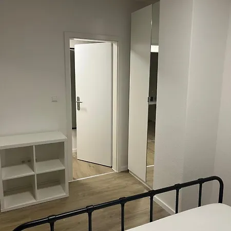 In Einem Ehemaligen Apartament *
